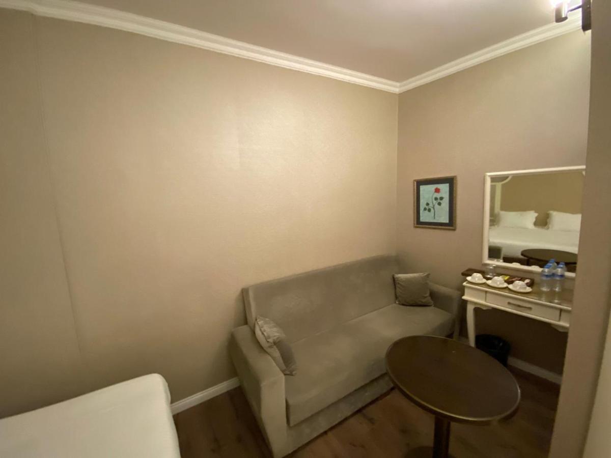 Miss Istanbul Old City Hotel ภายนอก รูปภาพ
